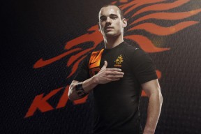 开云体育在线-金玟哉末节接管比赛，佛罗伦萨逆转丹麦