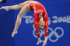 世界杯2026-世界排名争夺战之夜，英格拉姆让比赛提前失去悬念