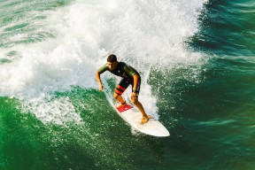 开云体育官网-欧冠半决赛之夜，李刚仁扛起全队，当亚洲面孔成为欧洲心脏